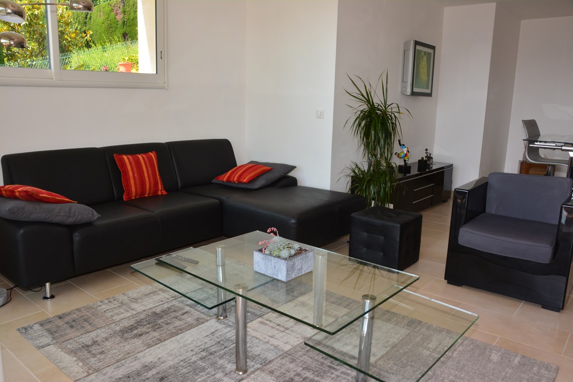 3P dans Villa avec Piscine Tout Confort - WIFI - CLIM - PISCINE - JARDIN - PETANQUE – Image 5