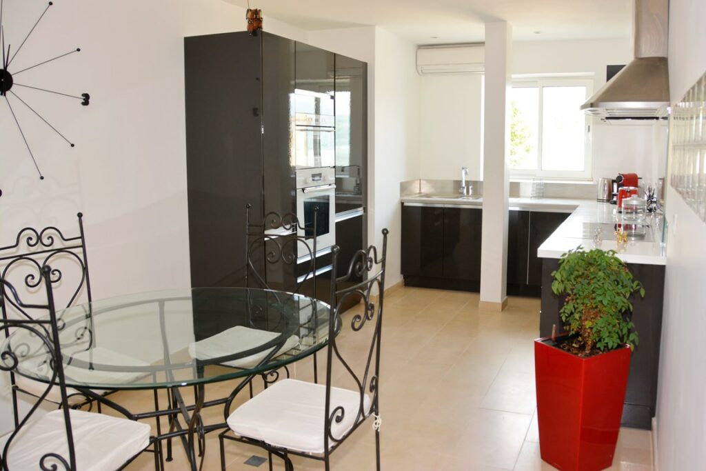 3P dans Villa avec Piscine Tout Confort - WIFI - CLIM - PISCINE - JARDIN - PETANQUE