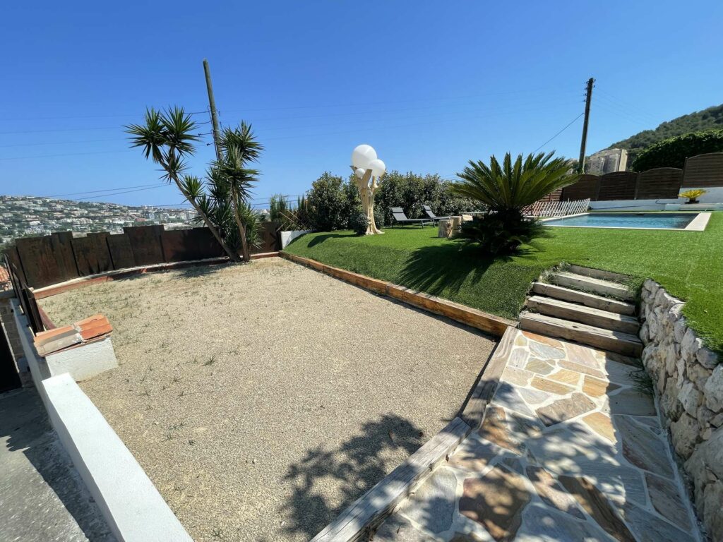 3P dans Villa avec Piscine Tout Confort - WIFI - CLIM - PISCINE - JARDIN - PETANQUE