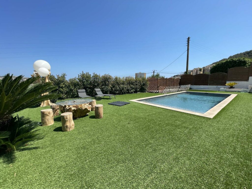 3P dans Villa avec Piscine Tout Confort - WIFI - CLIM - PISCINE - JARDIN - PETANQUE
