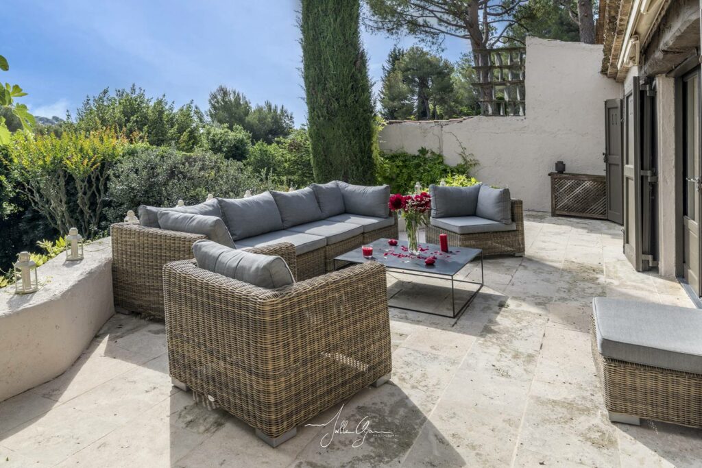Villa dans club de luxe à Valbonne - Piscines - CLIM chambres - WIFI - Tennis - Restaurant
