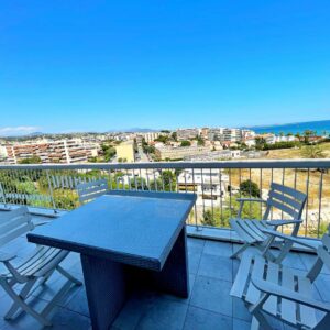 Grand 2P - Vue Mer hallucinante - Terrasse - Parking - Clim - 200m Plage