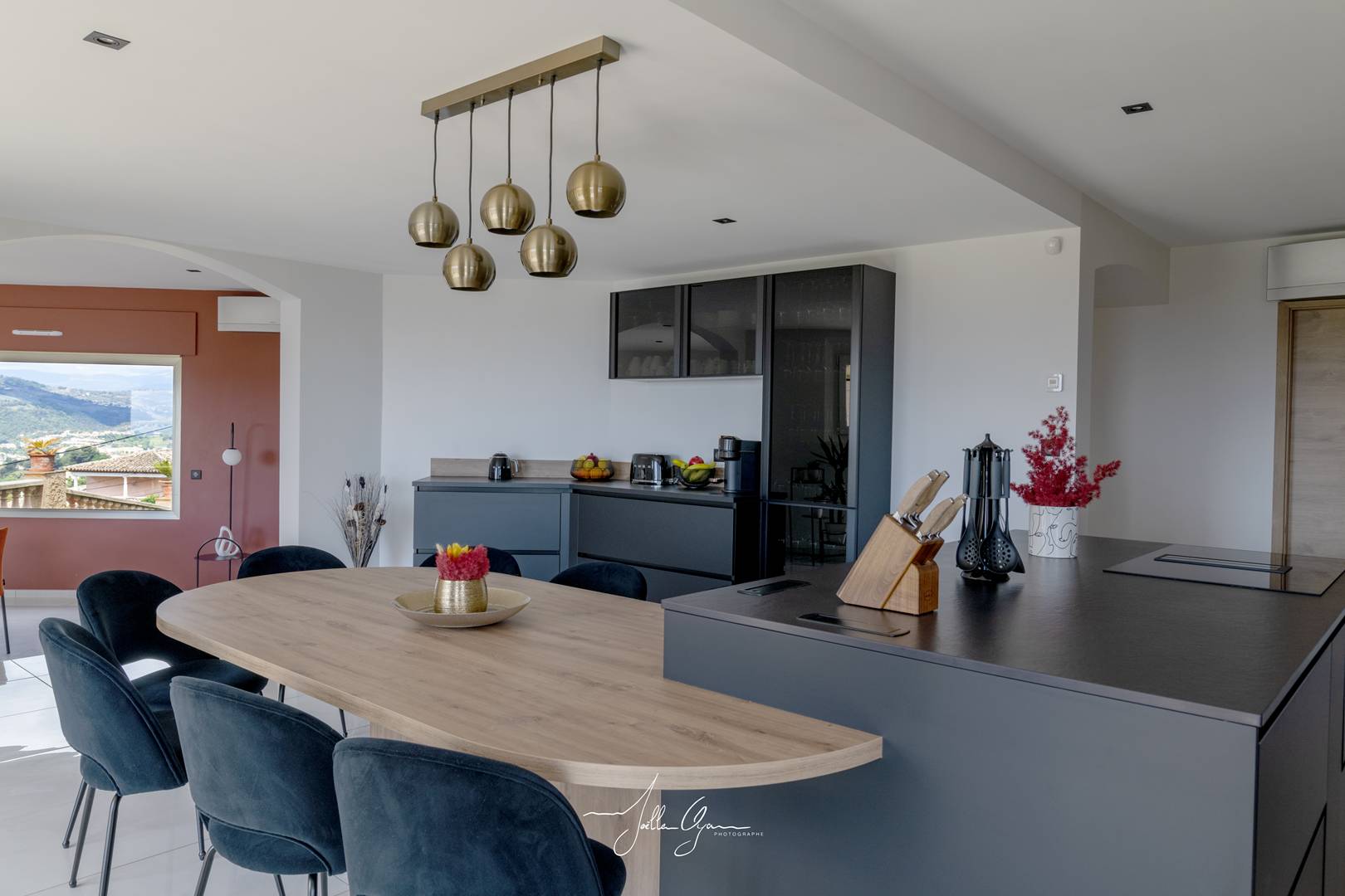 Luxury Villa Panoramic Sea view Swimming pool Air conditioning Car Wifi - Image 5