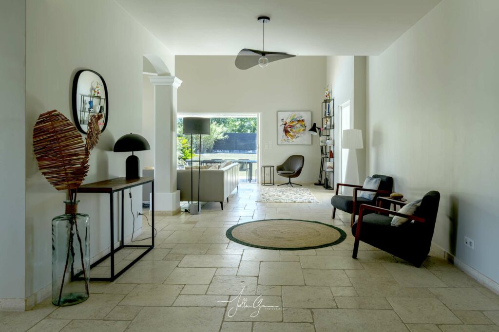 Belle Villa Contemporaine Piscine chauffée Clim Jardin Calme Proche de tout