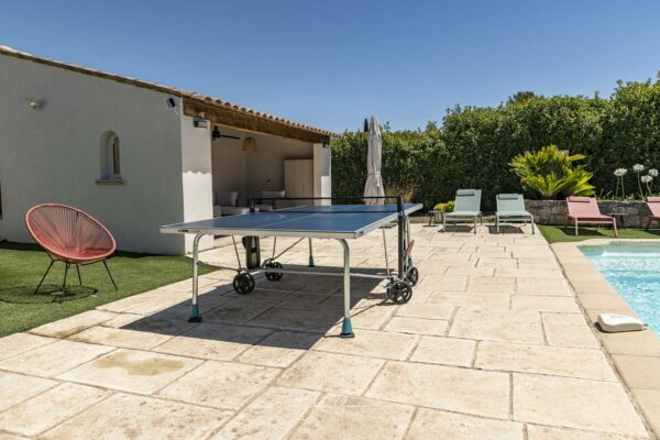 Belle Villa Contemporaine Piscine chauffée Clim Jardin Calme Proche de tout