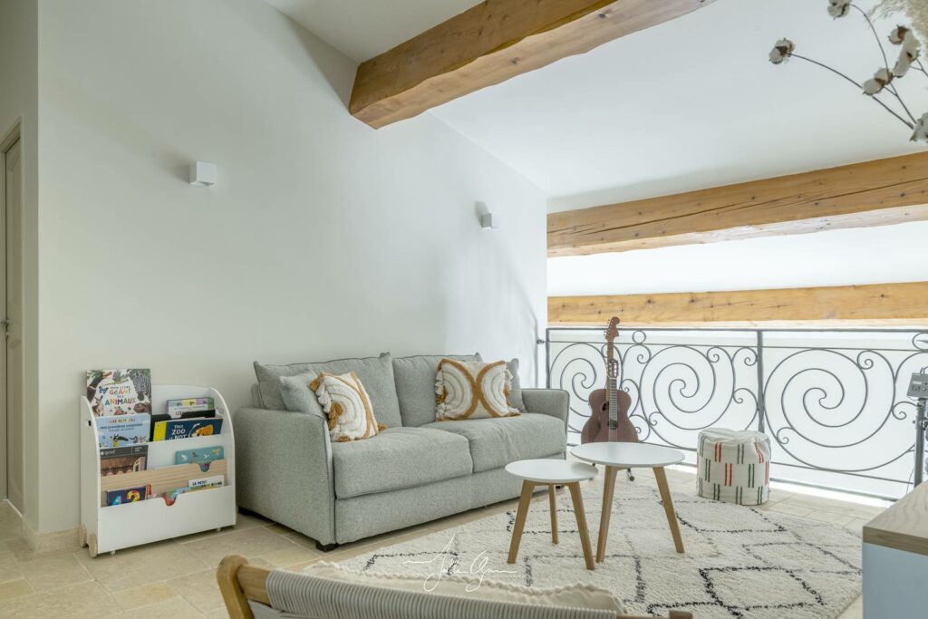 Belle Villa Contemporaine Piscine chauffée Clim Jardin Calme Proche de tout