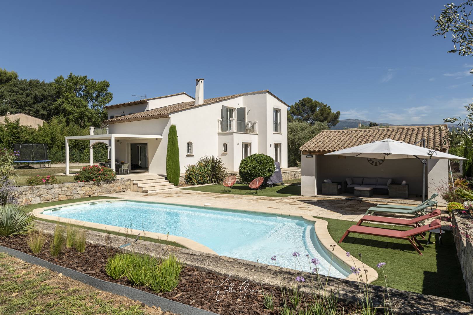 Belle Villa Contemporaine Piscine chauffée Clim Jardin Calme Proche de tout – Image 22
