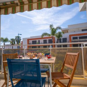 Studio cabine Vue Mer Clim Wifi Parking privé Commerces et Plage à Pied
