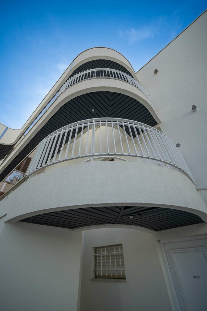 Studio cabine Vue Mer Clim Wifi Parking privé Commerces et Plage à Pied