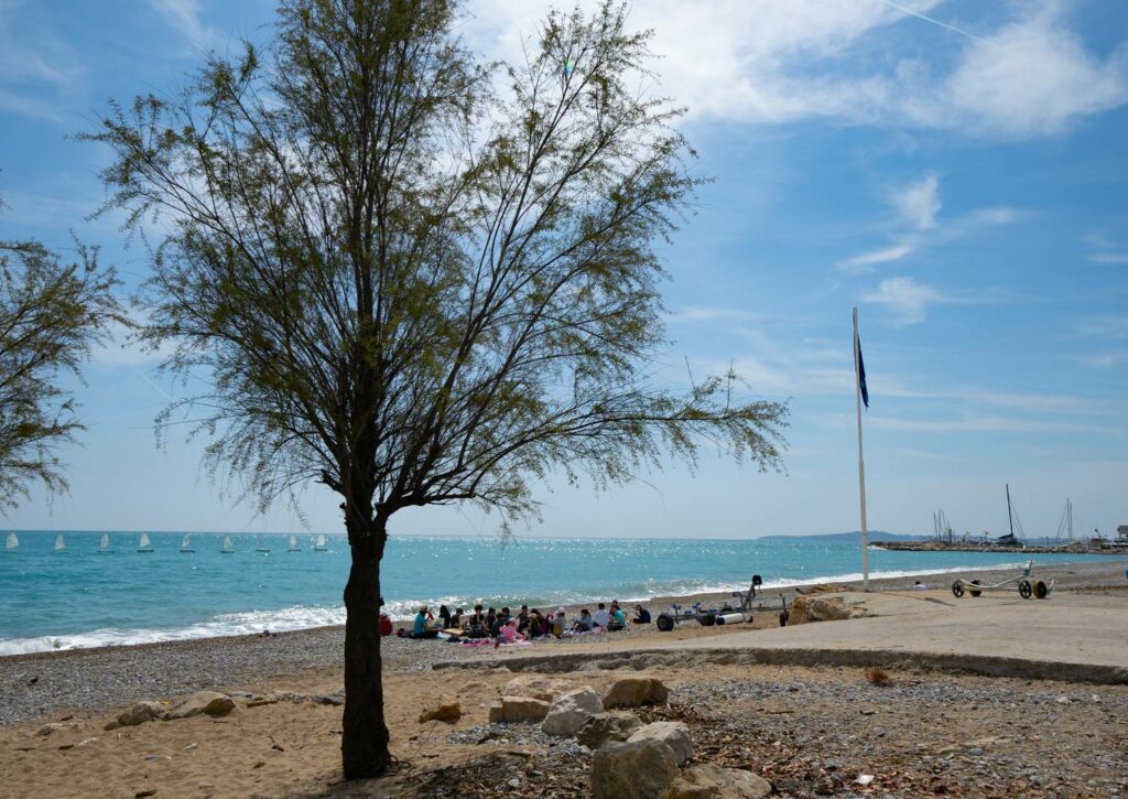 Studio cabine Vue Mer Clim Wifi Parking privé Commerces et Plage à Pied