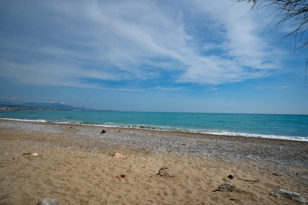 Studio cabine Vue Mer Clim Wifi Parking privé Commerces et Plage à Pied