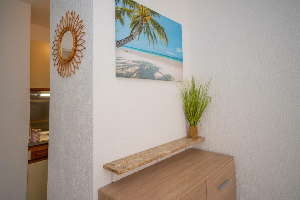 Studio cabine Vue Mer Clim Wifi Parking privé Commerces et Plage à Pied