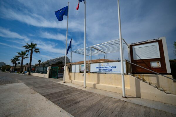 Studio cabine Vue Mer Clim Wifi Parking privé Commerces et Plage à Pied