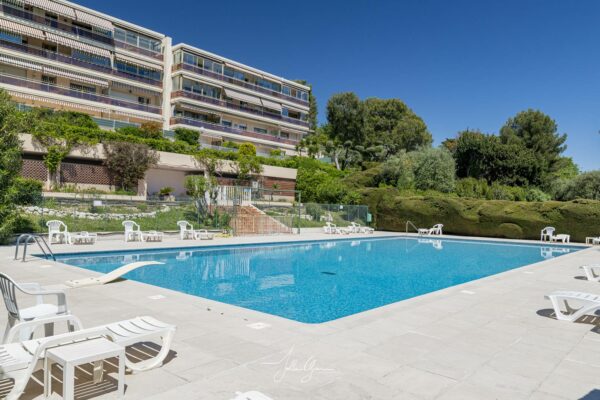 Magnifique 3P terrasse vue Mer 2 ch clim parking garage piscine tennis plancha wifi