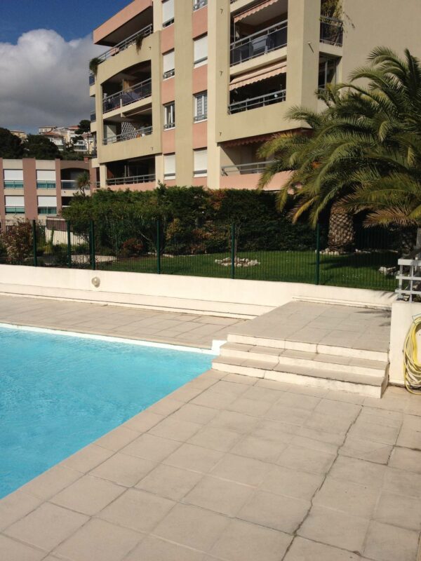 GRAND 2P LUMINEUX VUE MER TERRASSE - WIFI - COMMODITES PROCHE - MER 1KM - CLIM - BOX