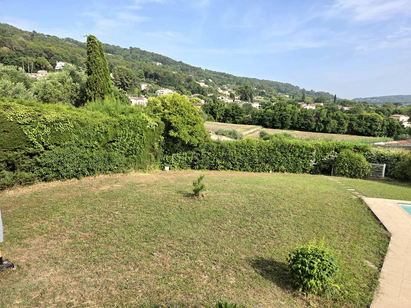 Villa 5P jardin Piscine wifi clim proche village Mouans sartoux et cannes – Image 9