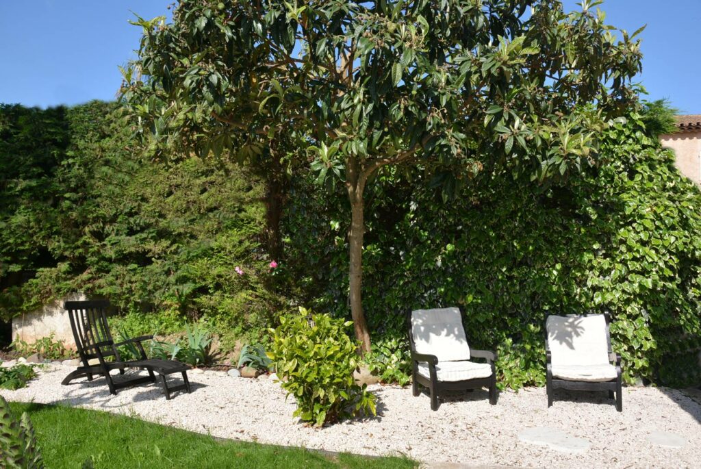 Duplex dans Villa avec grand Jardin - BARBECUE - Sud - Calme - WIFI - MER - RIVIERE